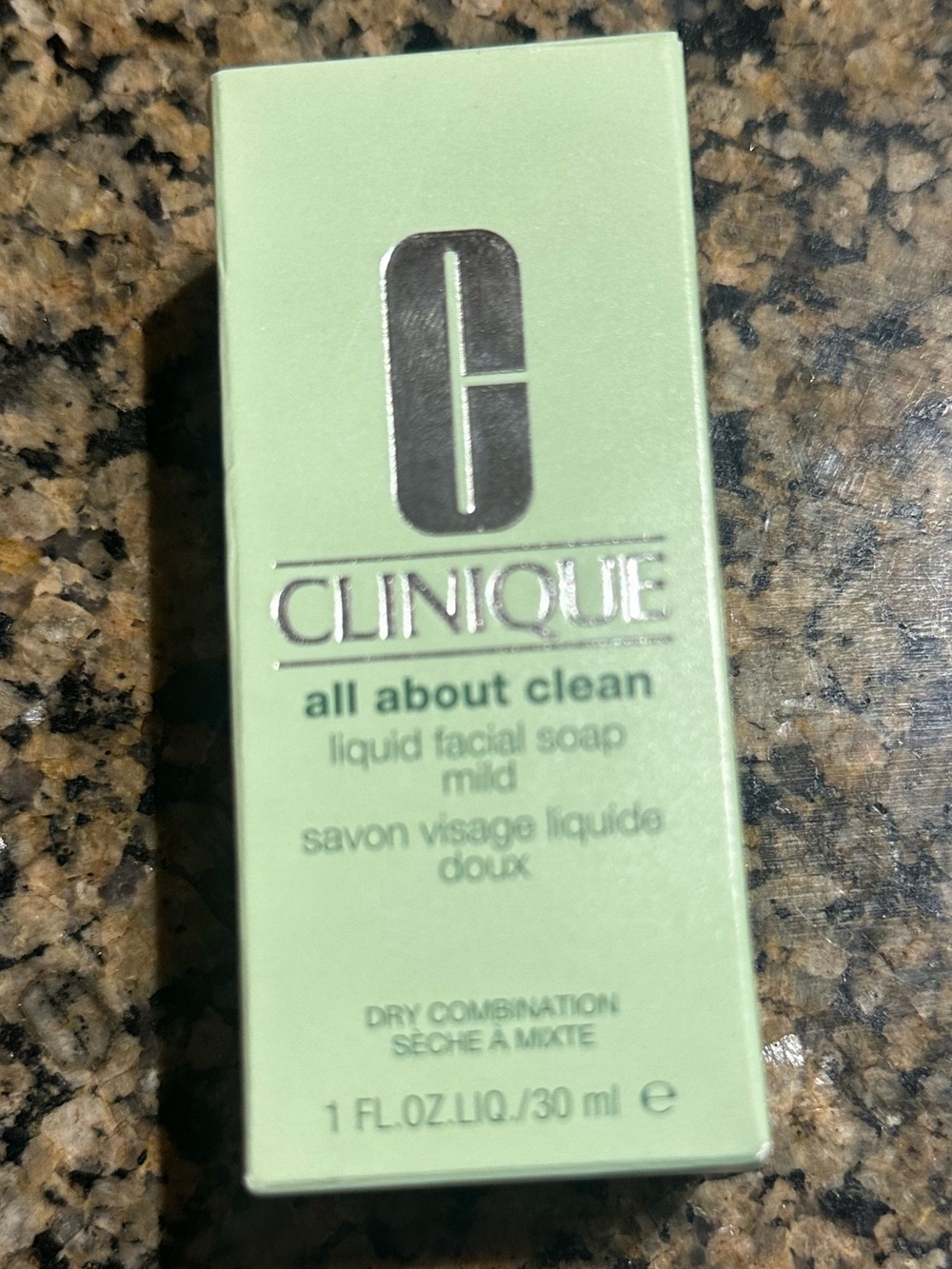 Clinique All About Clean Mild Liquid Facial Soap — Light Green